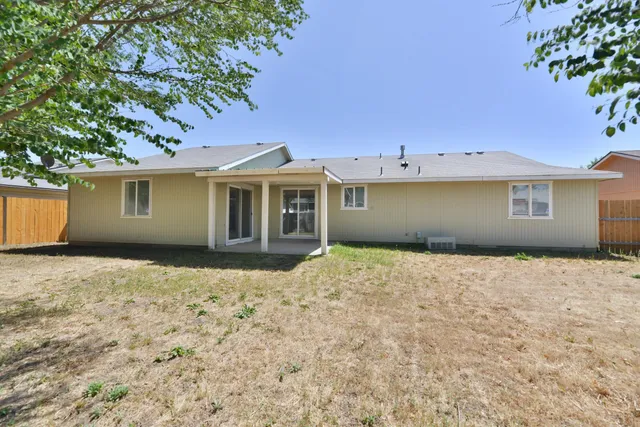 $247,500 | 12406 West 11th Avenue, Airway Heights, WA 99001