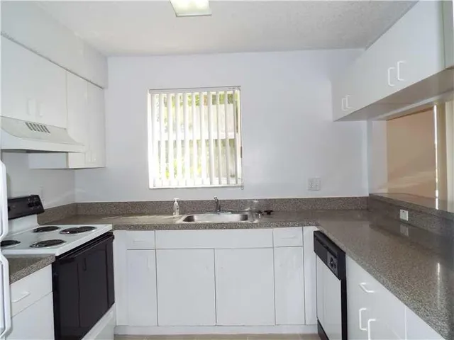 $284,900 | 741 North Pine Island Road, Unit 214, Plantation, FL 33324