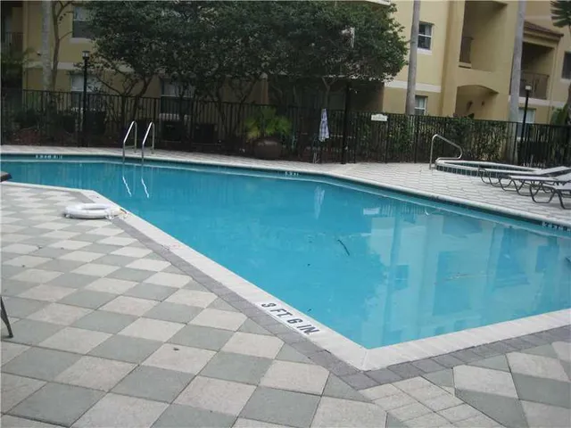 $284,900 | 741 North Pine Island Road, Unit 214, Plantation, FL 33324