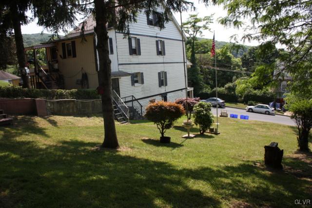 705 Ridge Street Bethlehem, PA 18015 - Photo 8 of 14 Gallery Image 8