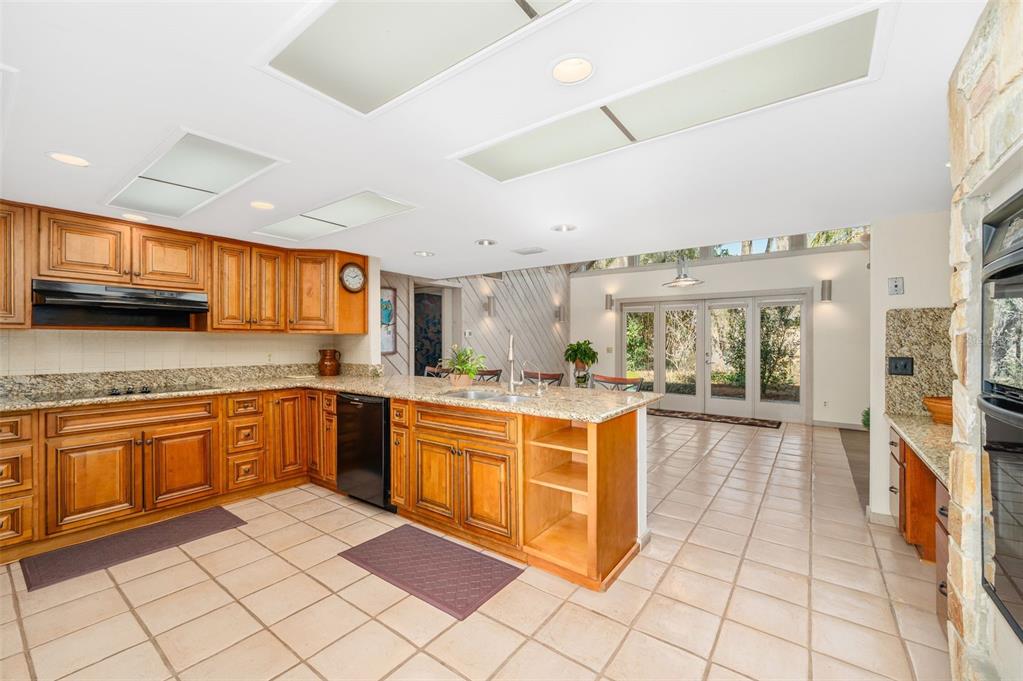 6519 Southwest 37th Way Gainesville, FL 32608 - Photo 15 of 51