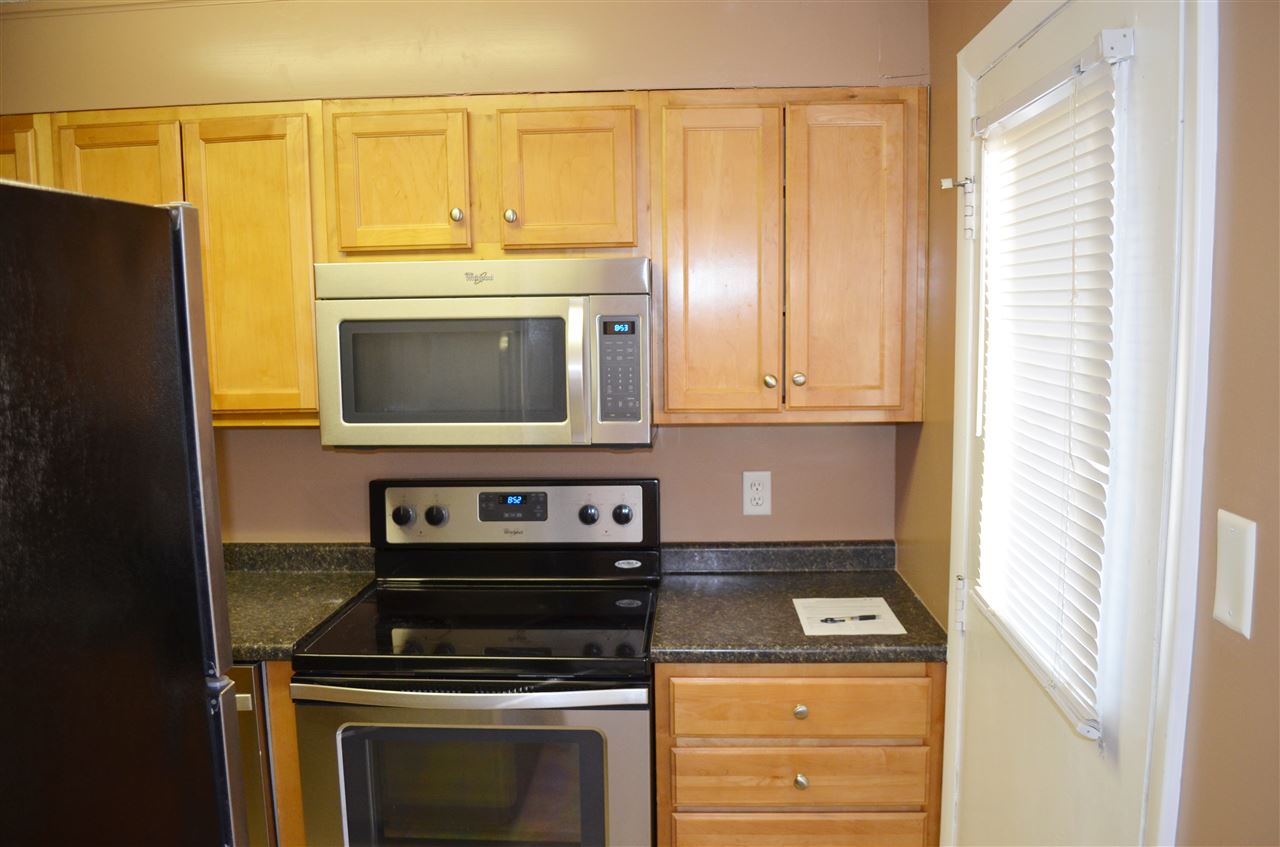 616 Portland Street, Unit 3 Rochester, NH 03867 - Photo 2 of 22