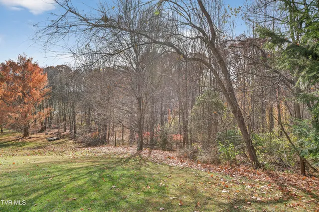 $324,900 | 18403 Ironwood Loop, Abingdon, VA 24210