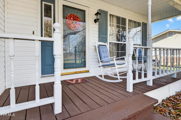 $324,900 | 18403 Ironwood Loop, Abingdon, VA 24210