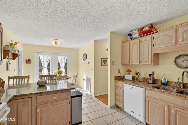 $324,900 | 18403 Ironwood Loop, Abingdon, VA 24210