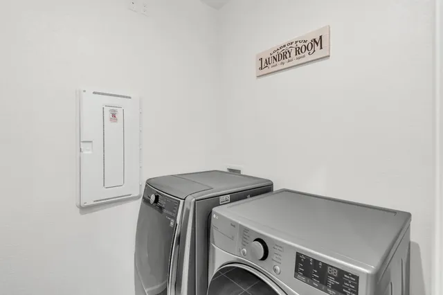 $858,000 | 10398 Costa Nova Circle, Elk Grove, CA 95757