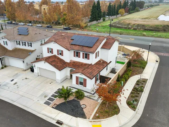 $858,000 | 10398 Costa Nova Circle, Elk Grove, CA 95757