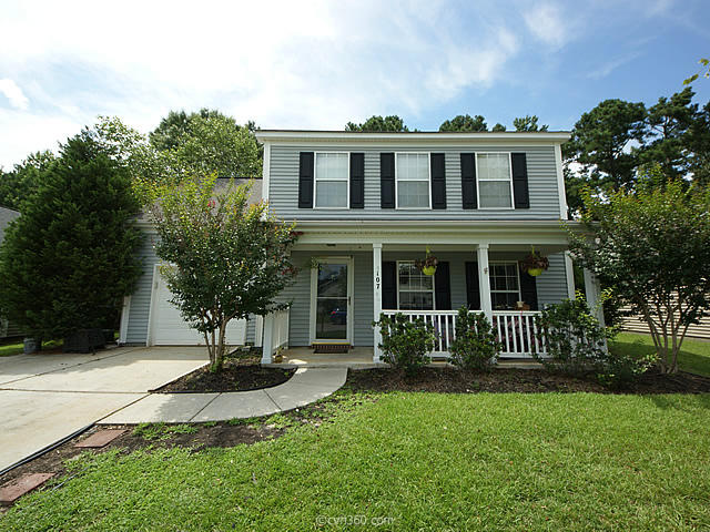 107 Walnut Creek Road Summerville, SC 29483 - Photo 1 of 20 01