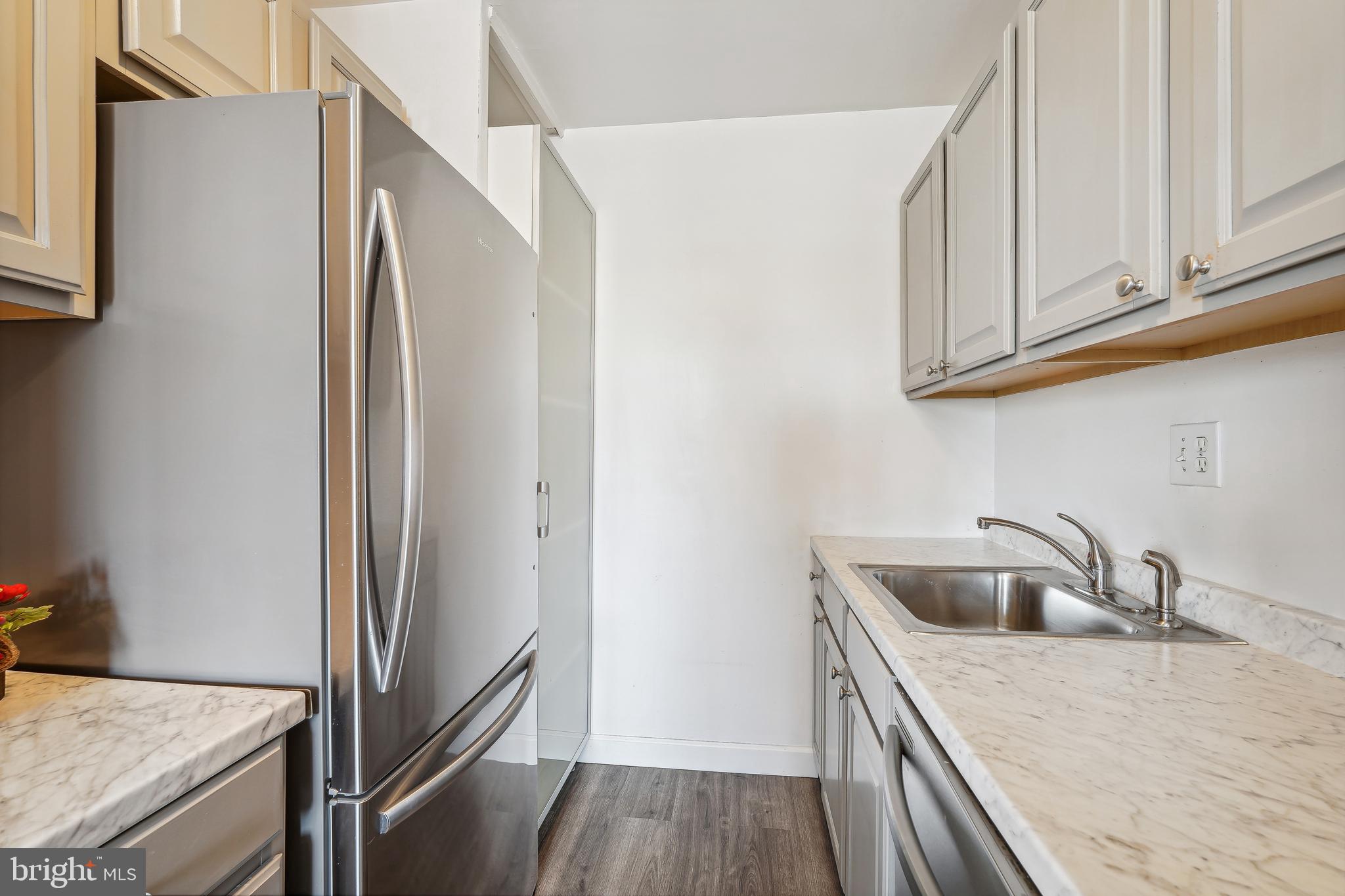 1300 South Arlington Ridge Road, Unit 705 Arlington, VA 22202 - Photo 13 of 22