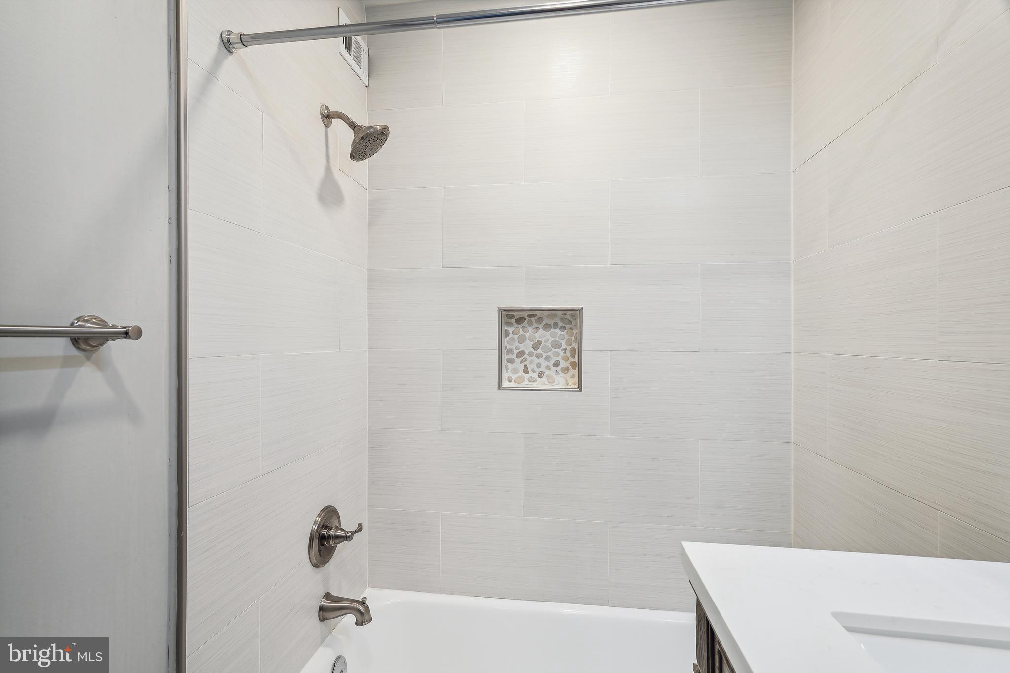 1300 South Arlington Ridge Road, Unit 705 Arlington, VA 22202 - Photo 18 of 22