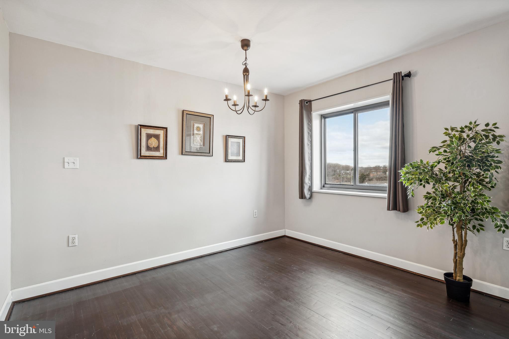 1300 South Arlington Ridge Road, Unit 705 Arlington, VA 22202 - Photo 7 of 22