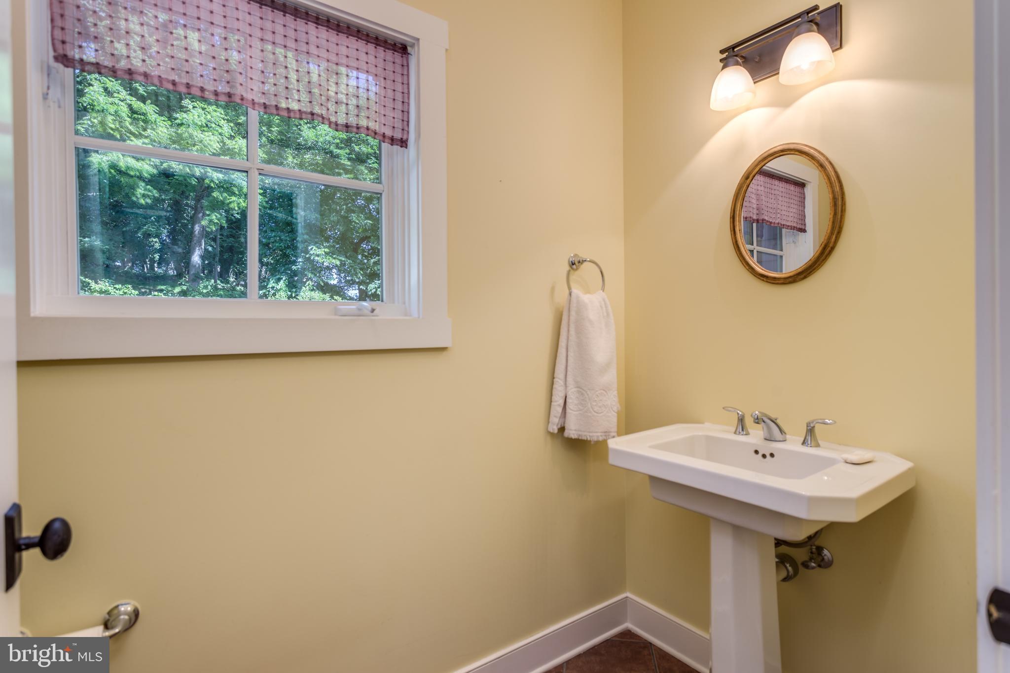 1321 Vanceright Circle Winchester, VA 22601 - Photo 21 of 73 Main Floor Half Bath