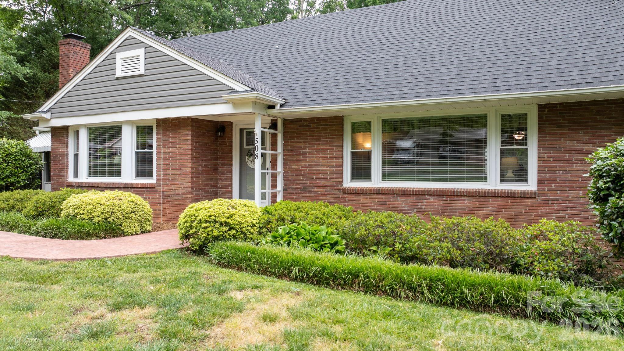 508 2nd Avenue Northeast Conover, NC 28613 - Photo 32 of 44