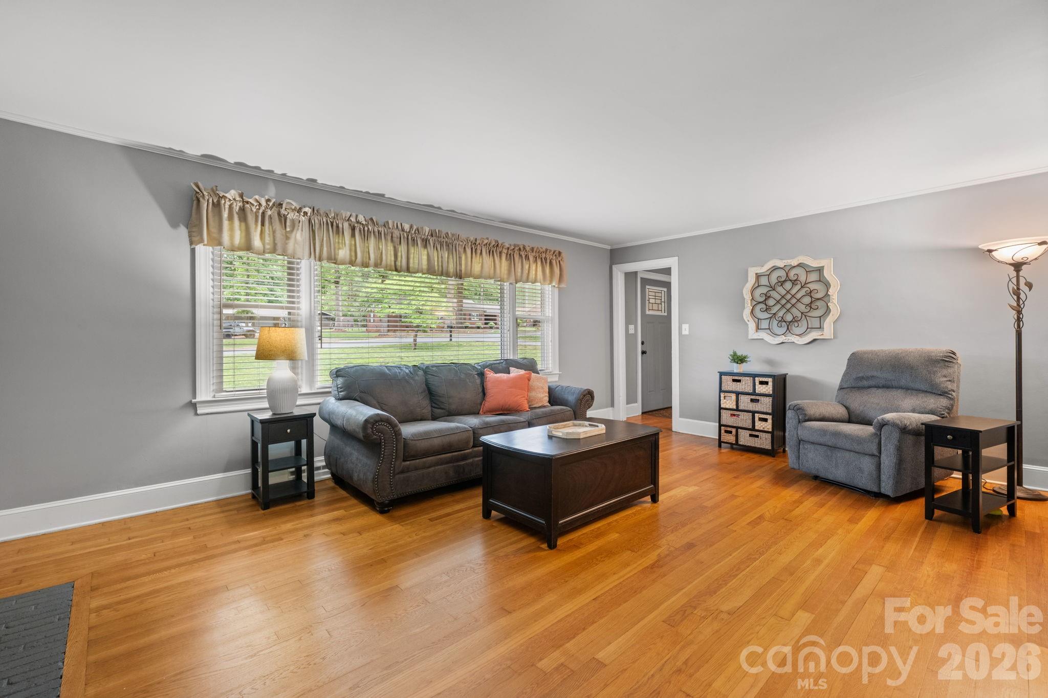 508 2nd Avenue Northeast Conover, NC 28613 - Photo 5 of 44