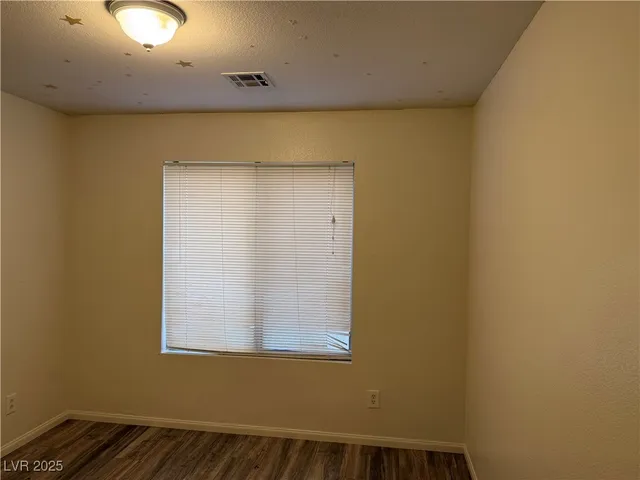 $2,400 | 4529 Gracemont Avenue, Las Vegas, NV 89139