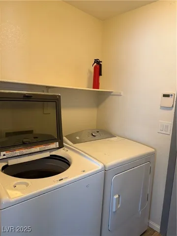 $2,400 | 4529 Gracemont Avenue, Las Vegas, NV 89139