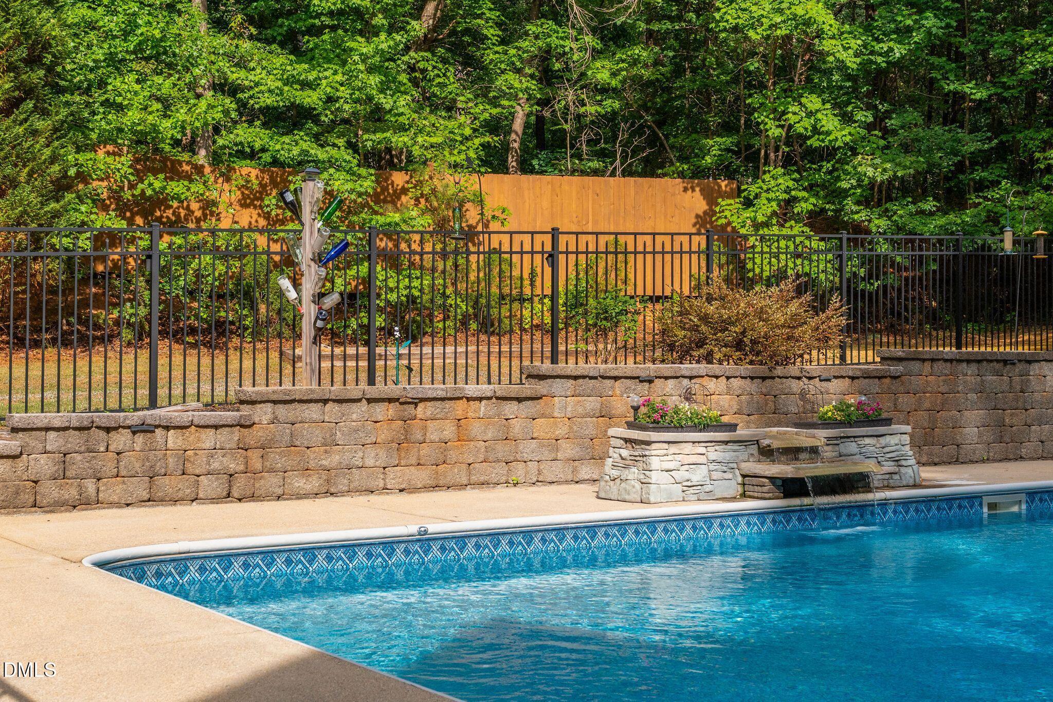 11912 Pembridge Lane Raleigh, NC 27613 - Photo 44 of 86