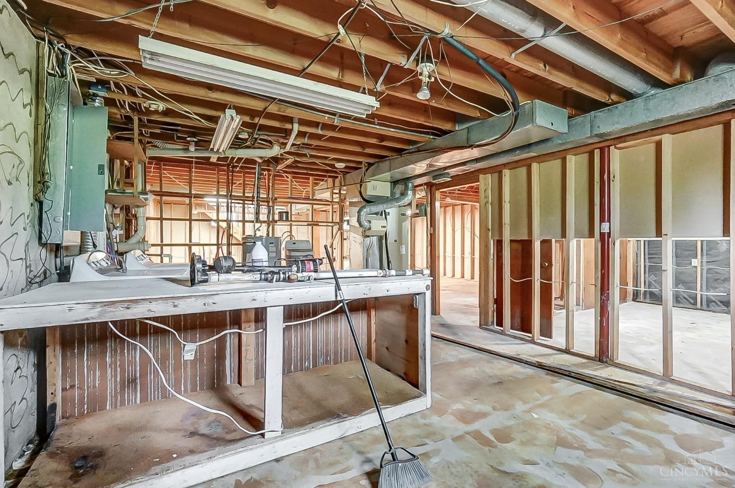 8623 Adams Road Huber Heights, OH 45424 - Photo 29 of 44 Gallery Image 29