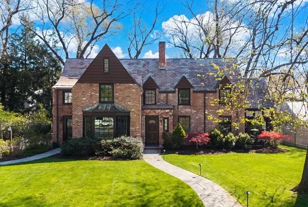 $2,195,000 | 28 Emerson Road, Wellesley, MA 02481