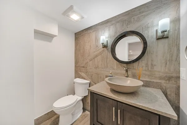 $2,195,000 | 28 Emerson Road, Wellesley, MA 02481
