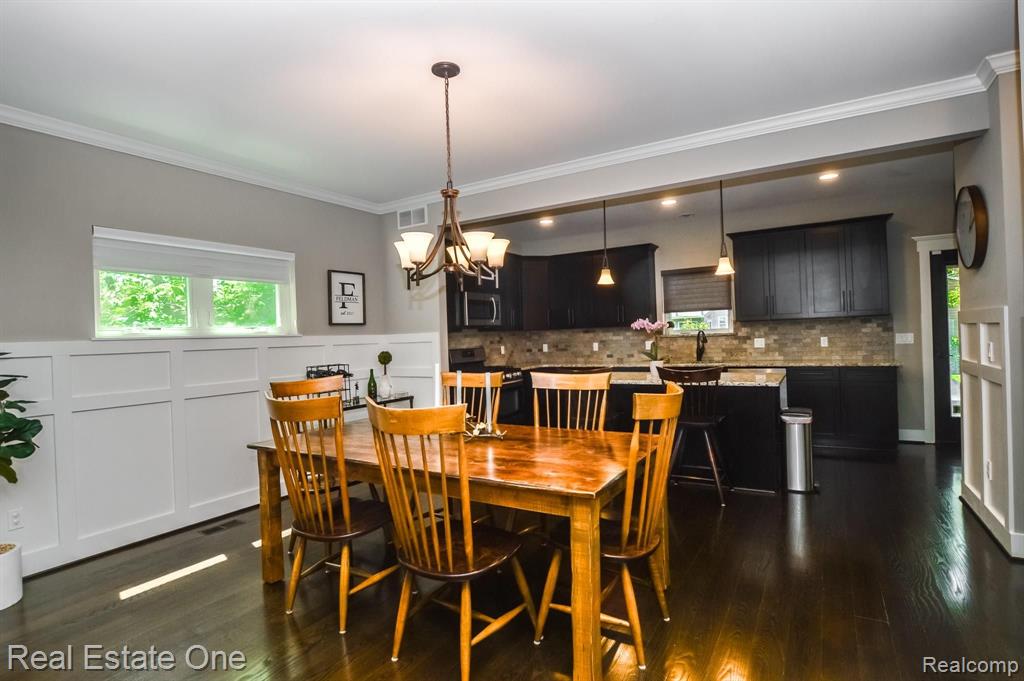 3863 Wakefield Road Berkley, MI 48072 - Photo 4 of 20