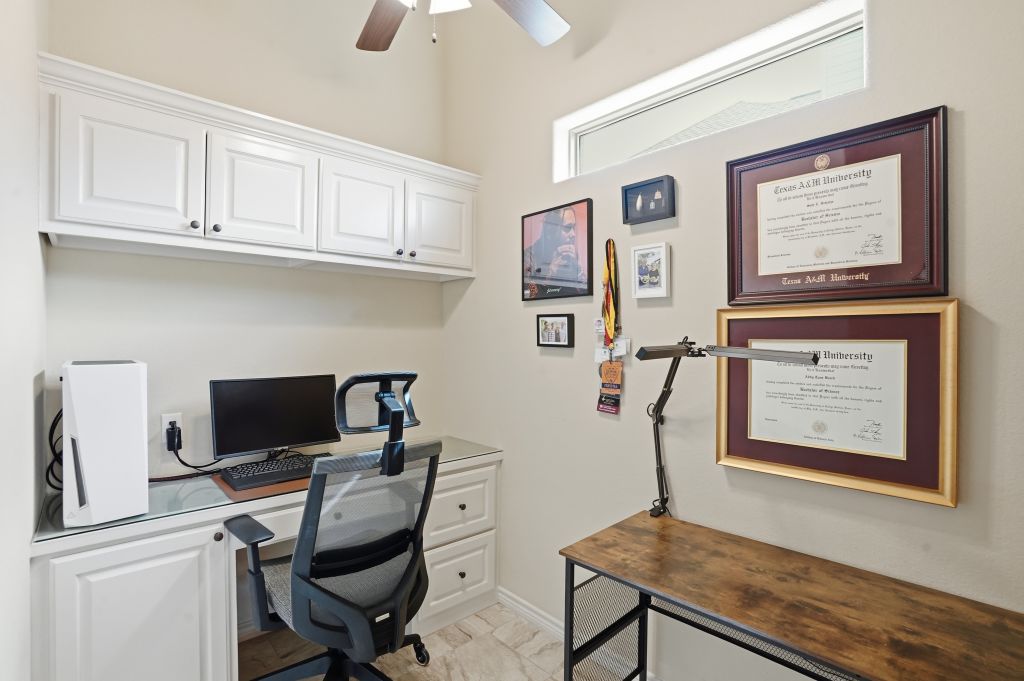 3516 Foxcroft Path Bryan, TX 77808 - Photo 17 of 39