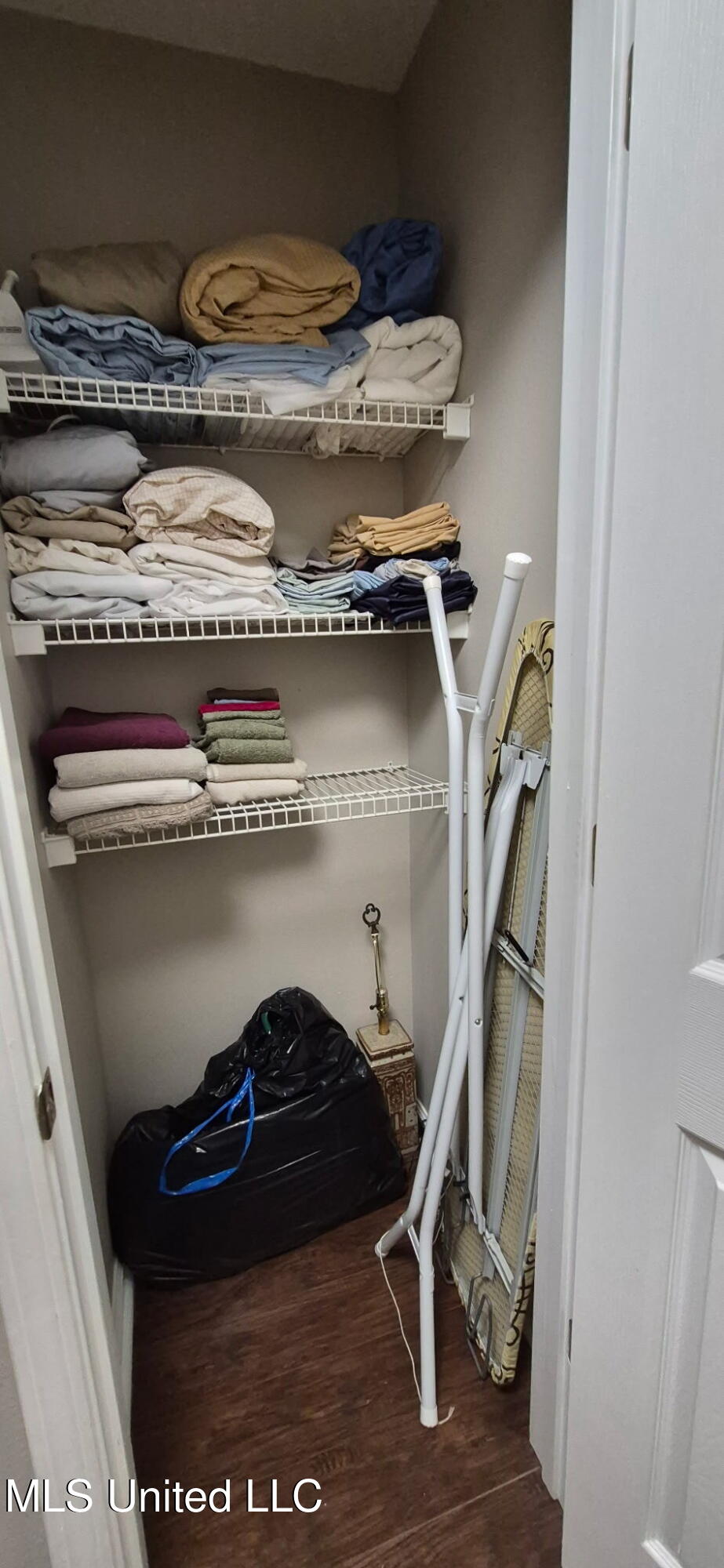 5080 Gautier Vancleave Road, Unit C11 Gautier, MS 39553 - Photo 14 of 25 8608424032994667773