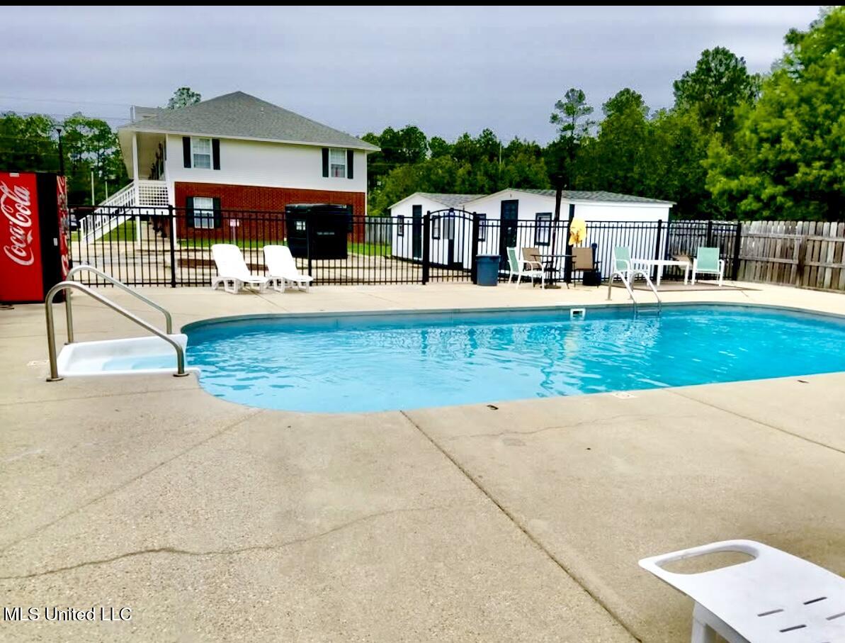 5080 Gautier Vancleave Road, Unit C11 Gautier, MS 39553 - Photo 19 of 25 IMG_3619