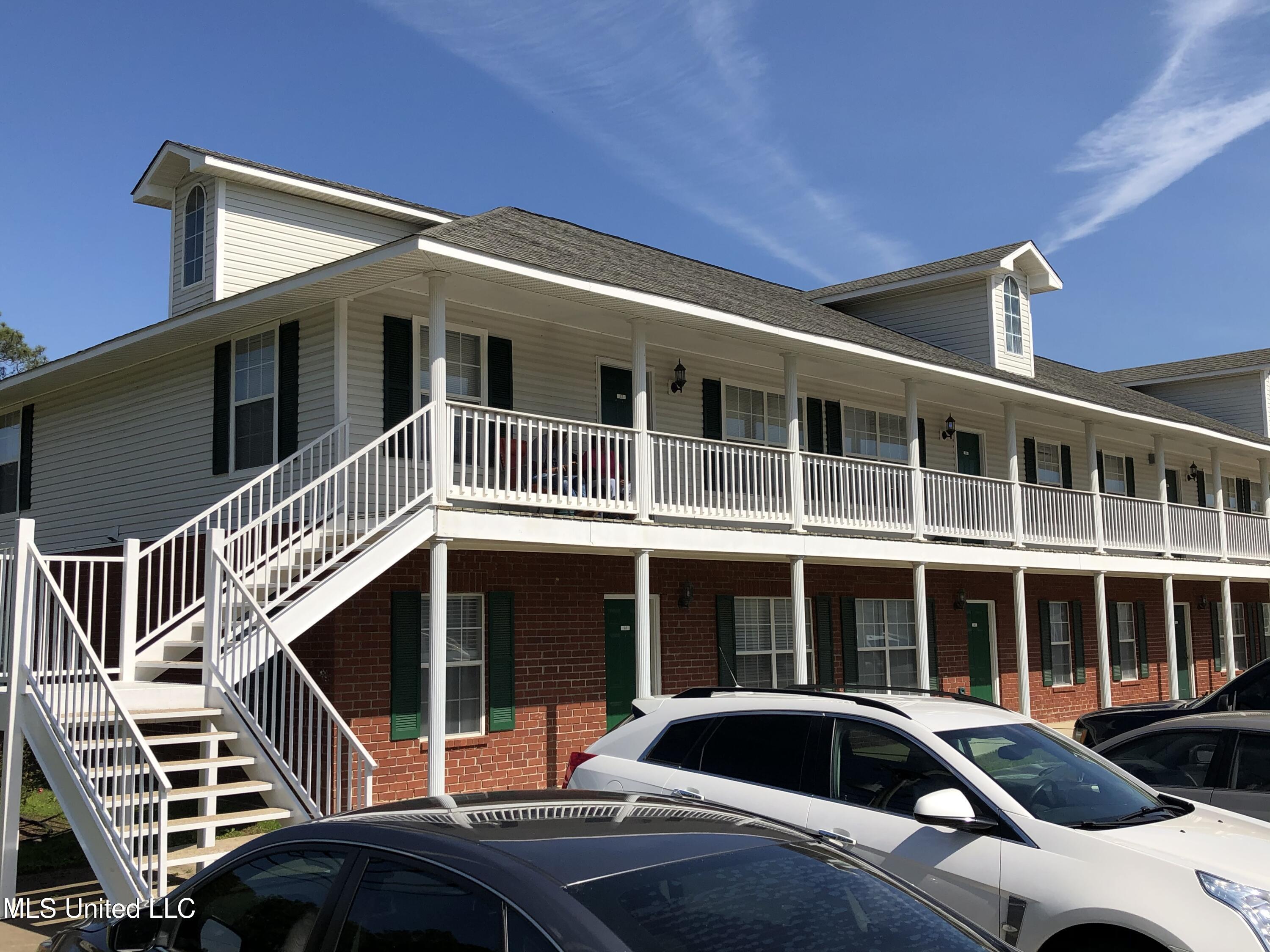 5080 Gautier Vancleave Road, Unit C11 Gautier, MS 39553 - Photo 23 of 25 IMG_1811