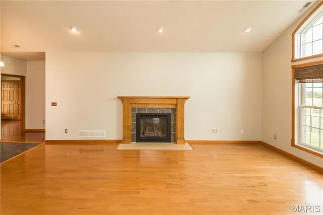 $590,000 | 5310 Tebbetts View Drive, Tebbetts, MO 65080