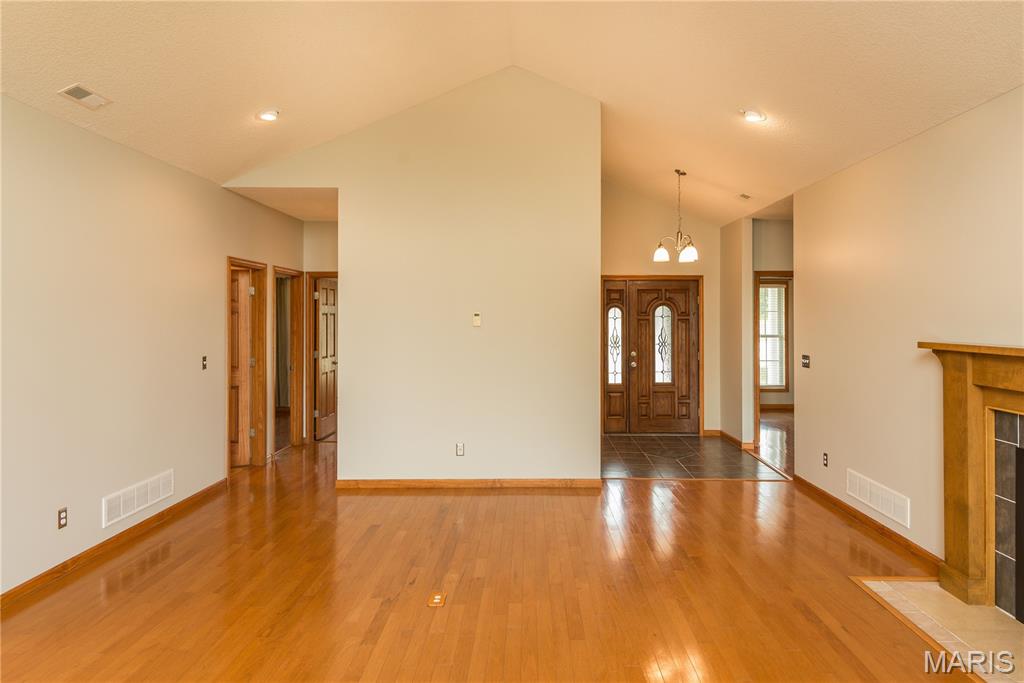 5310 Tebbetts View Drive Tebbetts, MO 65080 - Photo 19 of 71