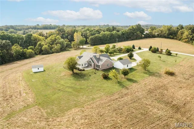 $590,000 | 5310 Tebbetts View Drive, Tebbetts, MO 65080