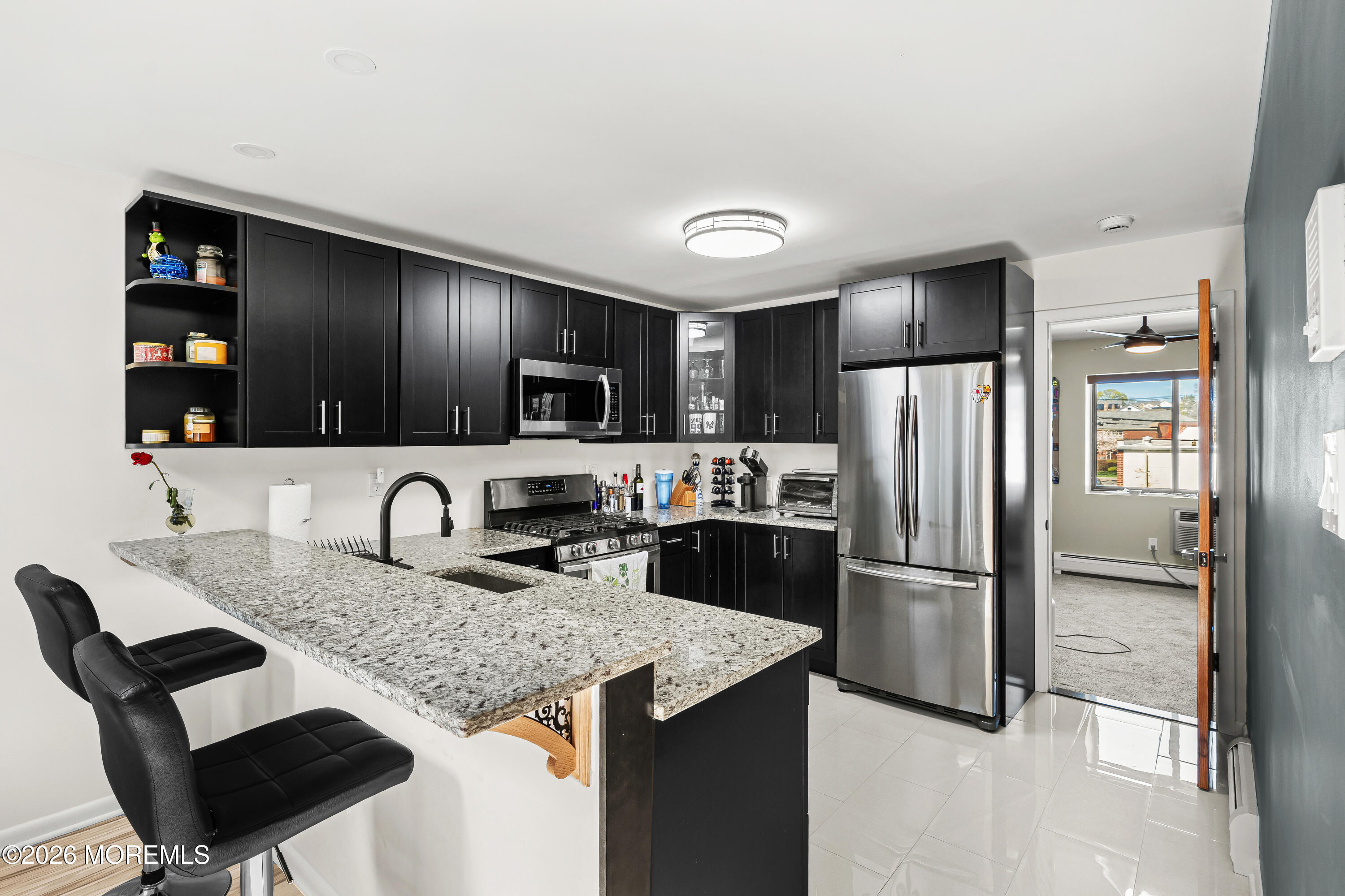 806 West Ridge Mews, Unit 806 Wood-Ridge, NJ 07075 - Photo 11 of 29 806 W Ridge Mews Woodridge - Photos (Rev