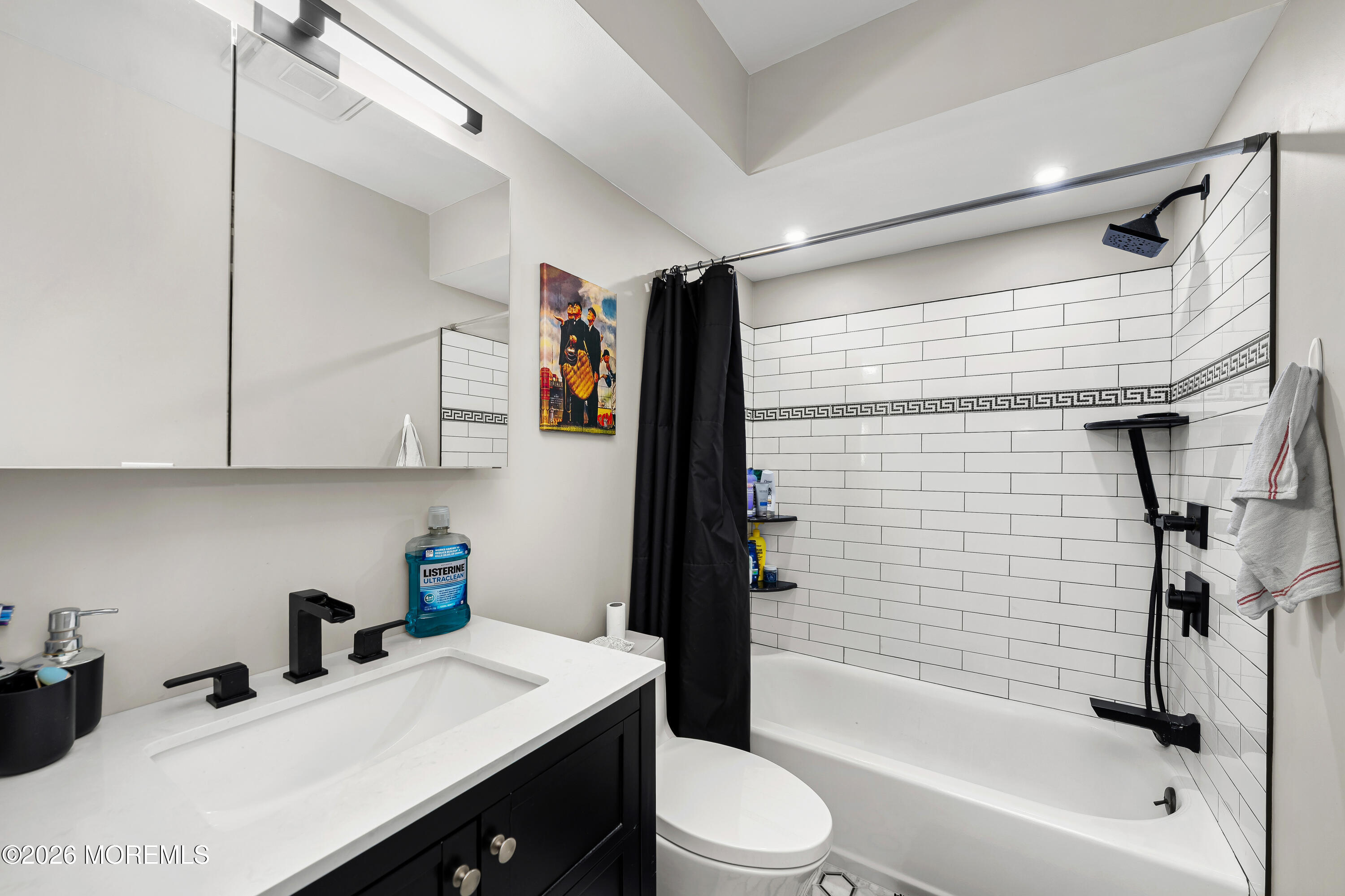 806 West Ridge Mews, Unit 806 Wood-Ridge, NJ 07075 - Photo 17 of 29 806 W Ridge Mews Woodridge - Interior-31