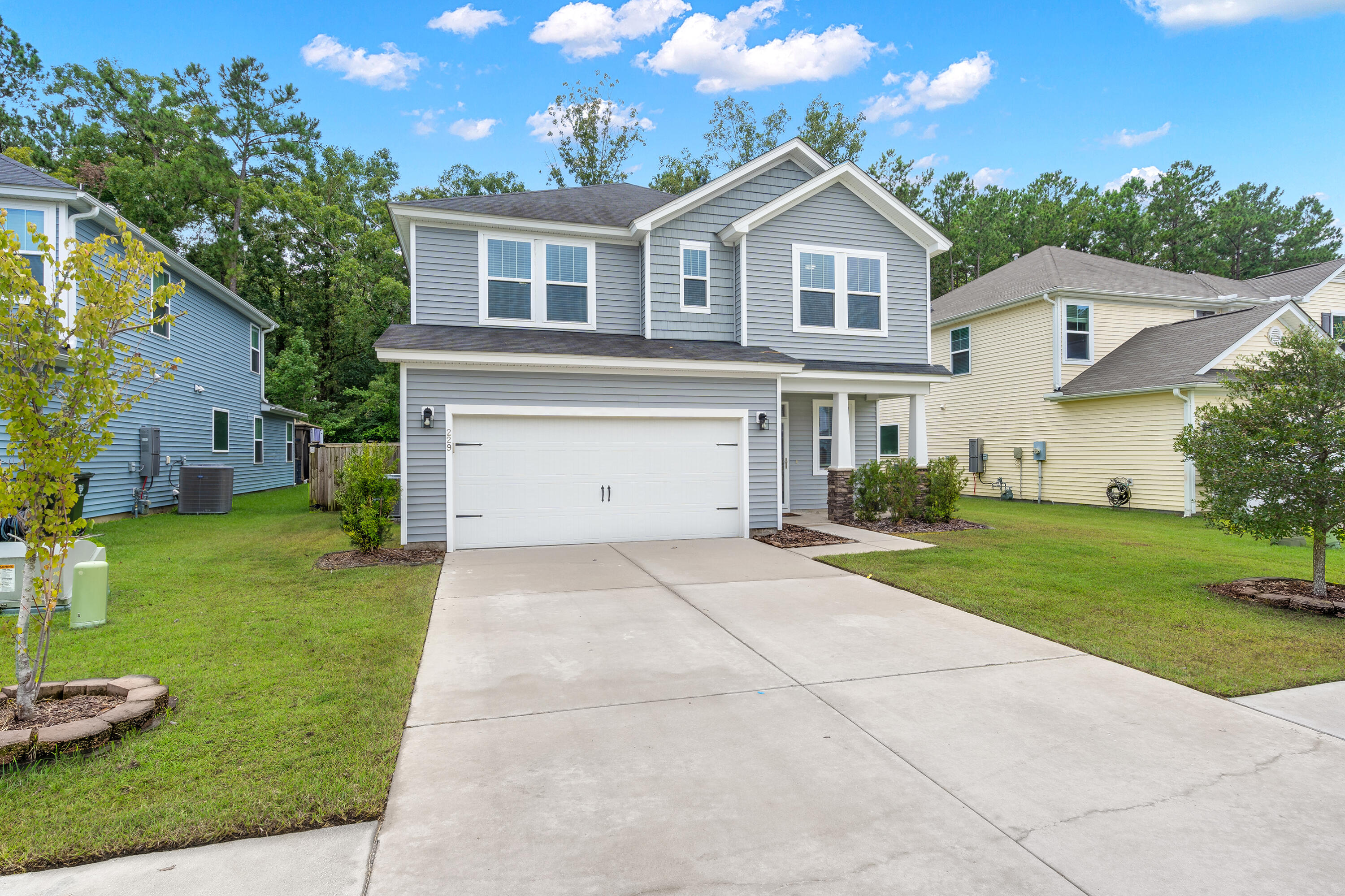 229 Secretariat Drive Moncks Corner, SC 29461 - Photo 3 of 36 2