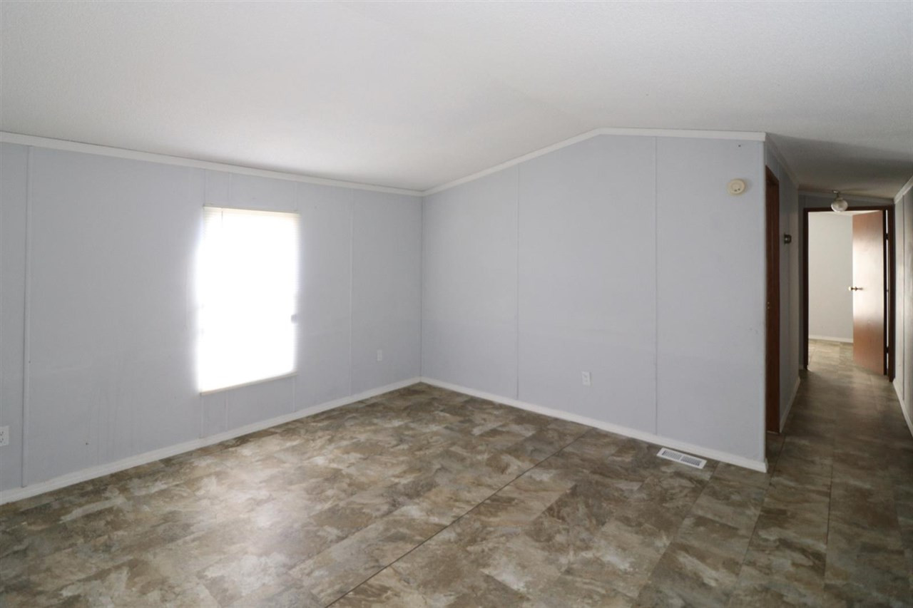 3775 Knox Lillard Road Sanders, KY 41083 - Photo 3 of 19 Gallery Image 3