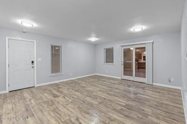 $650,000 | 517 Stephen Street, Clark Fork, ID 83811