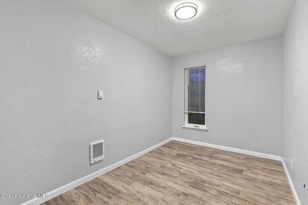 $650,000 | 517 Stephen Street, Clark Fork, ID 83811