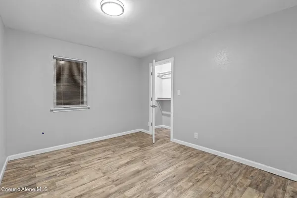 $650,000 | 517 Stephen Street, Clark Fork, ID 83811