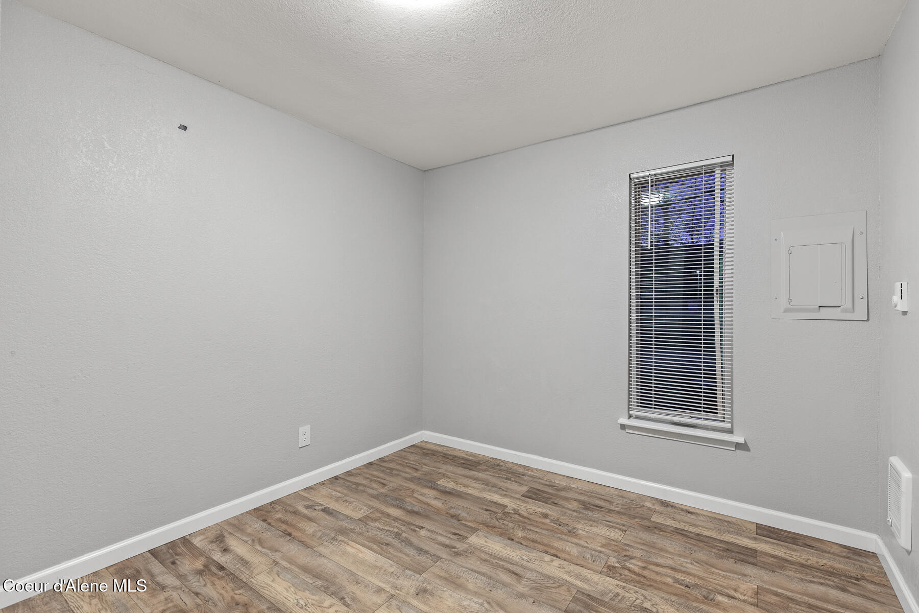 517 Stephen Street Clark Fork, ID 83811 - Photo 19 of 44 517NStephenSt-18