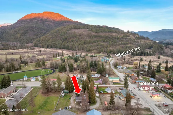 $650,000 | 517 Stephen Street, Clark Fork, ID 83811