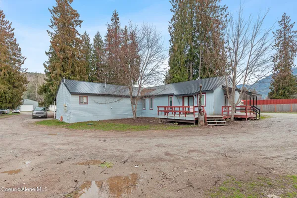 $650,000 | 517 Stephen Street, Clark Fork, ID 83811