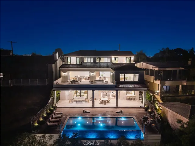 $12,995,000 | 702 St James Place, Newport Beach, CA 92663
