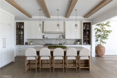 $12,995,000 | 702 St James Place, Newport Beach, CA 92663