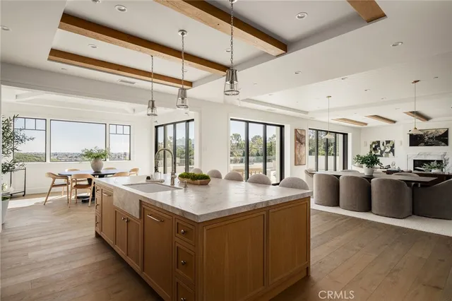 $12,995,000 | 702 St James Place, Newport Beach, CA 92663