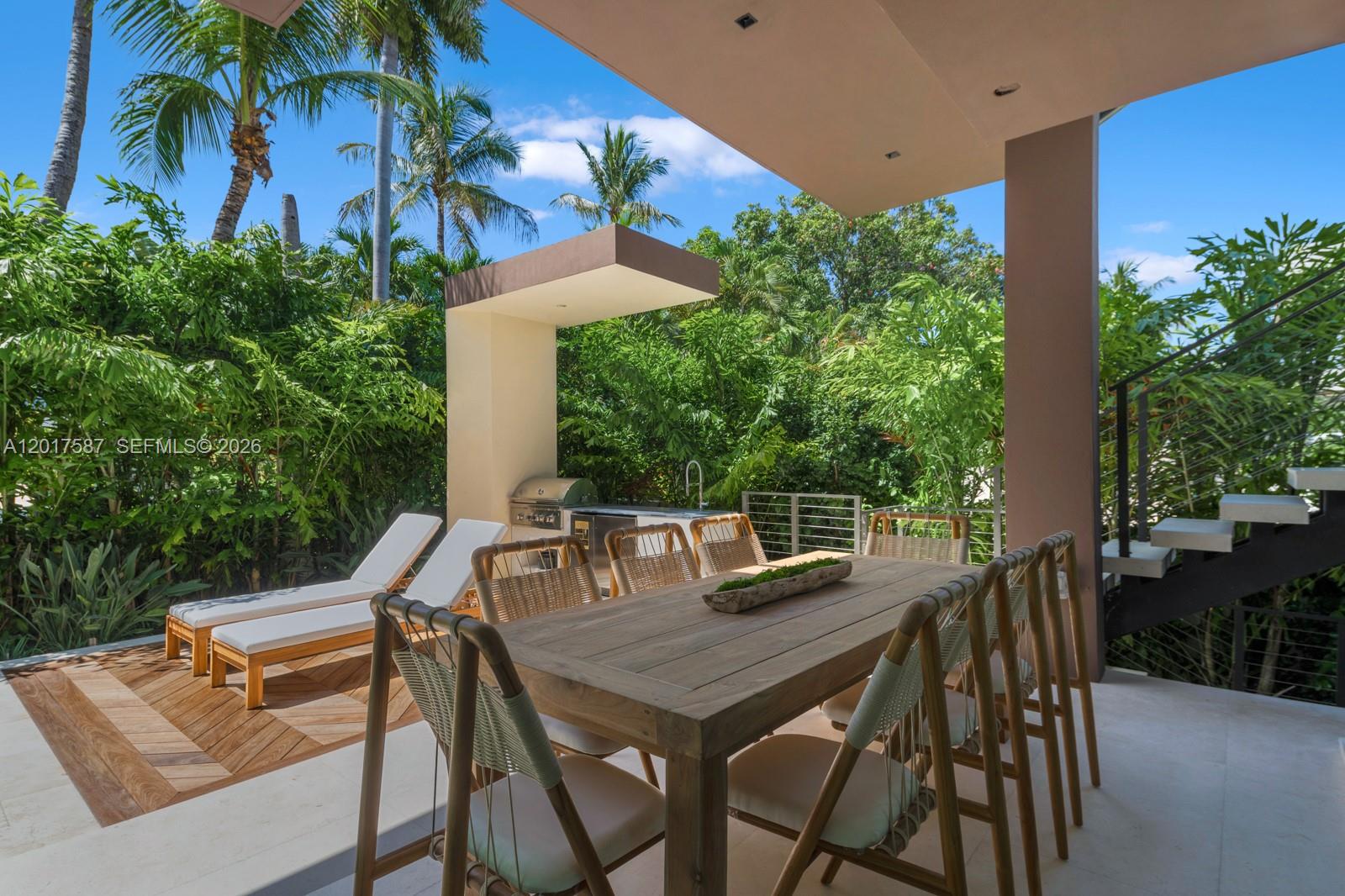 3045 North Bay Road Miami Beach, FL 33140 - Photo 37 of 45