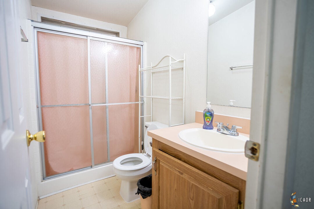 1601 Drew Road, Unit 38 El Centro, CA 92243 - Photo 12 of 22 Gallery Image 12