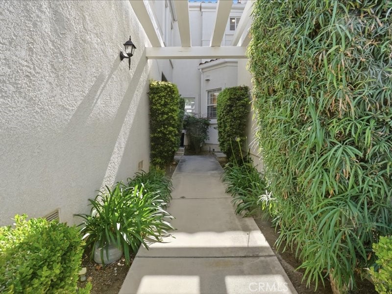 356 Carrione Court Phillips Ranch, CA 91766 - Photo 14 of 45