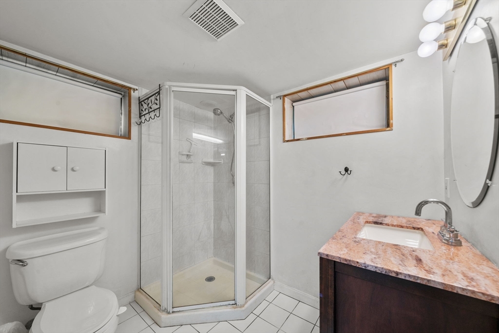 41 Samoset Road Peabody, MA 01960 - Photo 23 of 37