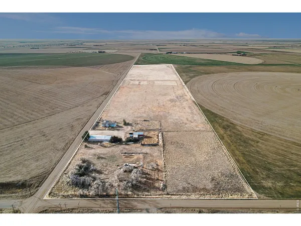 $465,000 | 901 County Road 3, Wiggins, CO 80654